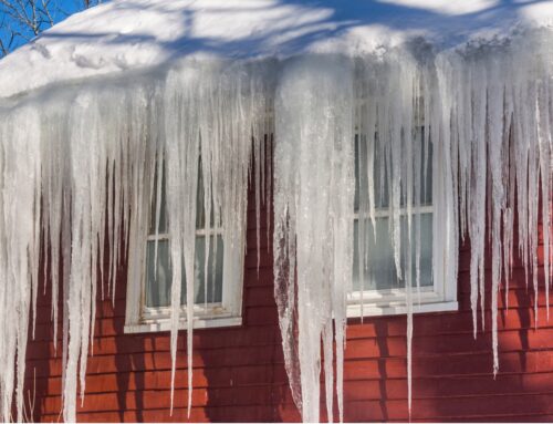 4 Common Winter Roofing Issues and How to Handle Them